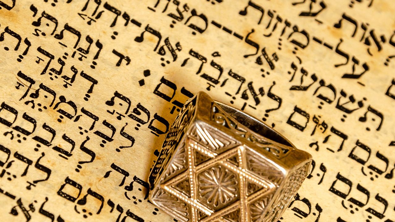 1 FAITH IN THE COMING OF THE MESSIAH