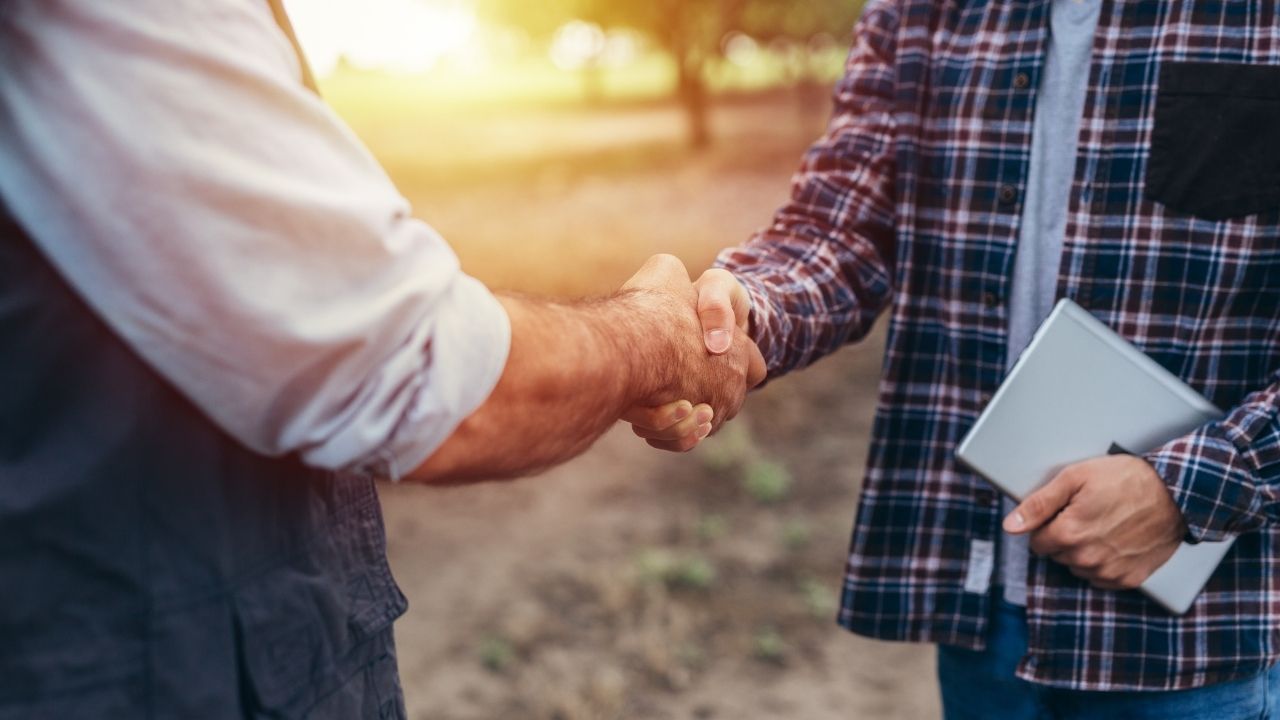 PARSHAT V’ETCHANAN – GOING BEYOND THE LETTER OF THE LAW