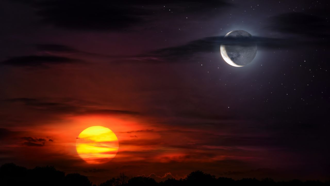 PARSHAT BEREISHIT – THE SUN AND THE MOON
